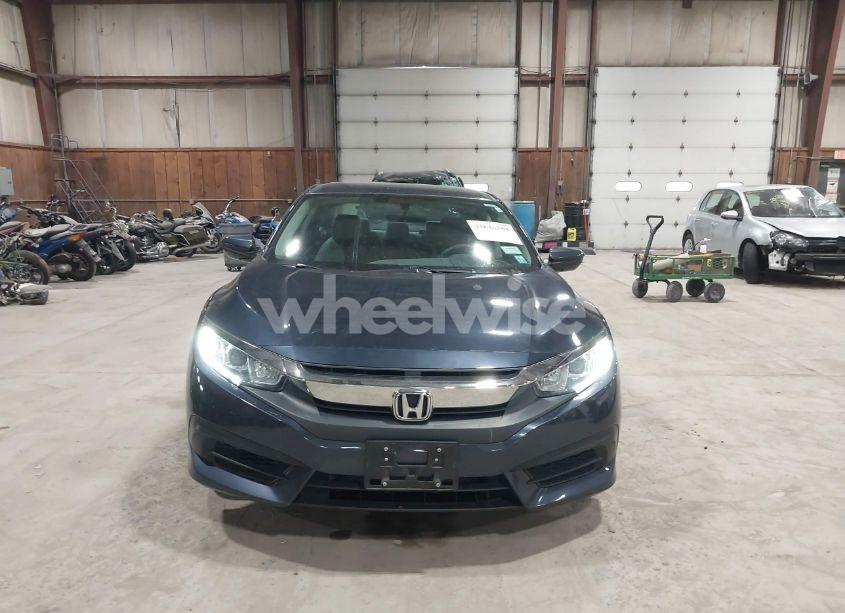 Photo 12 of 2018 Honda Civic LX (VIN 19XFC2F58JE205199)