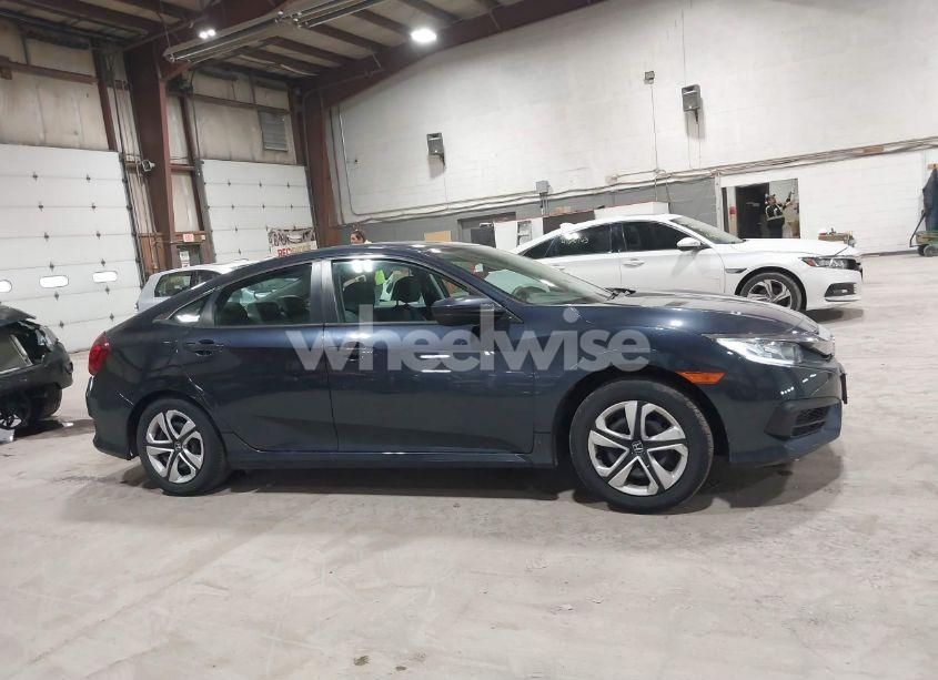 Photo 13 of 2018 Honda Civic LX (VIN 19XFC2F58JE205199)