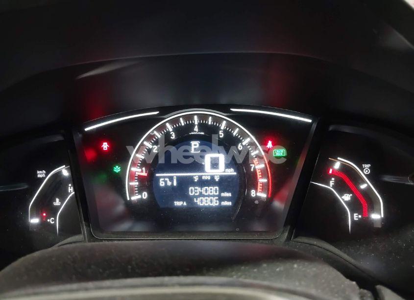 Photo 7 of 2018 Honda Civic LX (VIN 19XFC2F58JE205199)