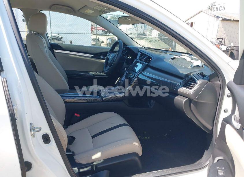 Photo 5 of 2018 Honda Civic LX (VIN 19XFC2F58JE206739)