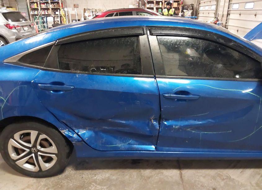 Photo 6 of 2016 Honda Civic LX (VIN 19XFC2F59GE014013)