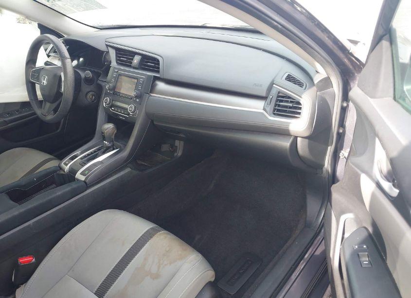 Photo 5 of 2016 Honda Civic LX (VIN 19XFC2F59GE031720)