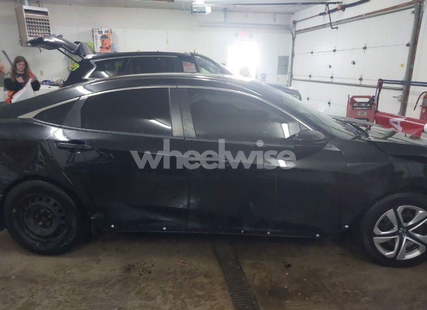 Photo 14 of 2016 Honda Civic LX (VIN 19XFC2F59GE076060)