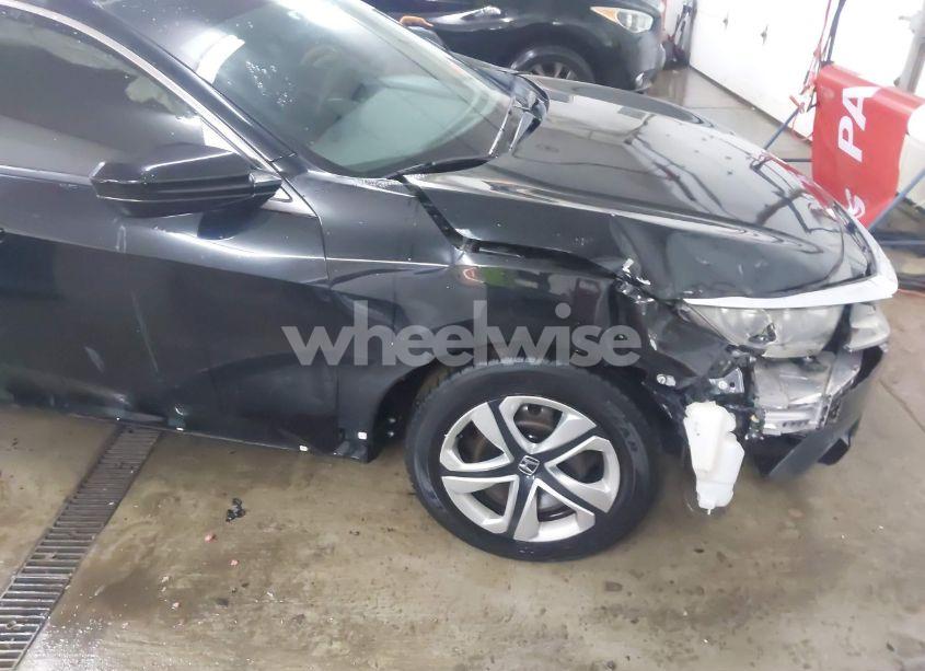 Photo 6 of 2016 Honda Civic LX (VIN 19XFC2F59GE076060)