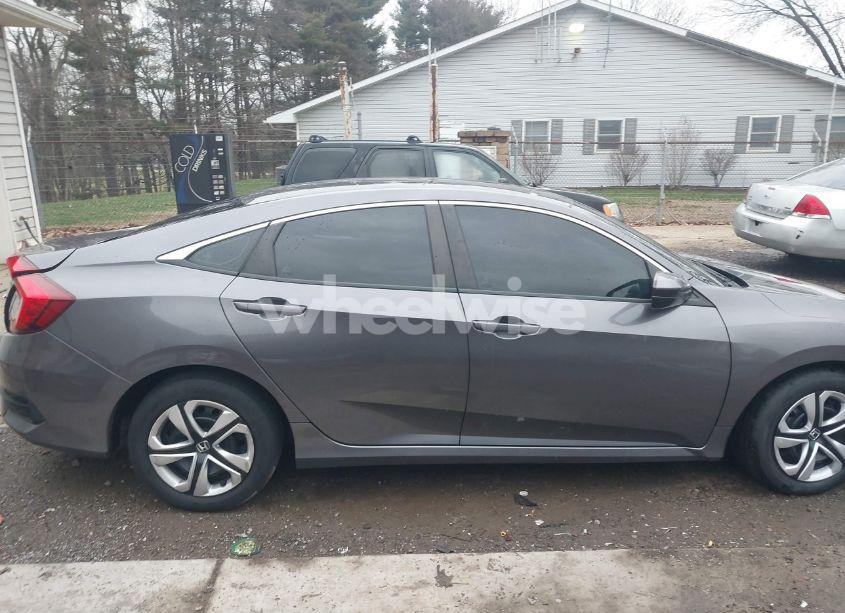 Photo 13 of 2017 Honda Civic LX (VIN 19XFC2F59HE036501)