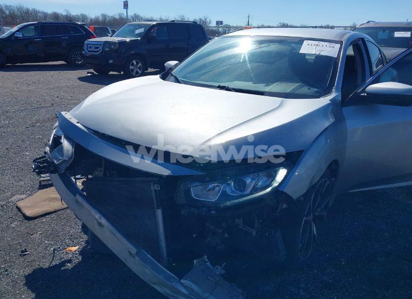 Photo 6 of 2017 Honda Civic LX (VIN 19XFC2F59HE038328)