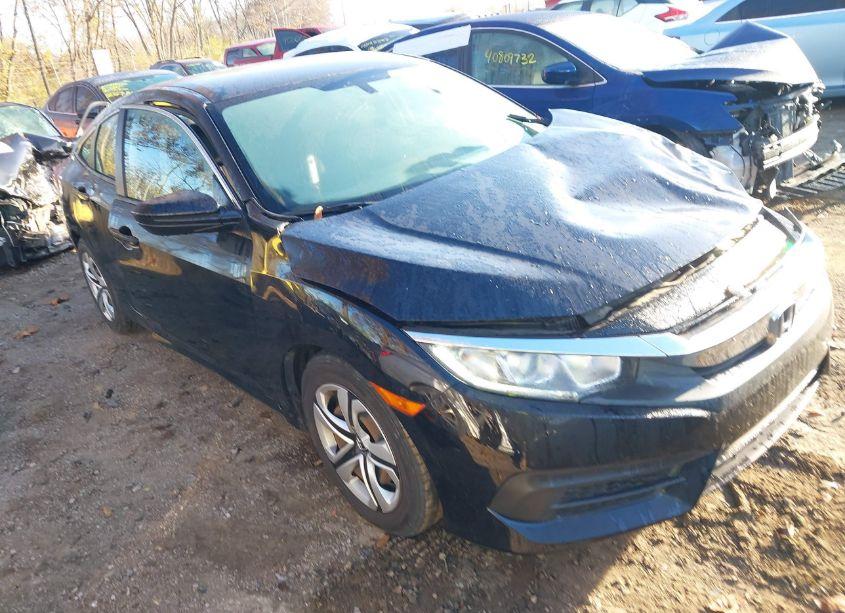 2017 Honda Civic LX (VIN 19XFC2F59HE060944) main photo