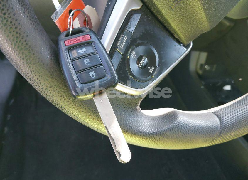 Photo 11 of 2018 Honda Civic LX (VIN 19XFC2F59JE011135)