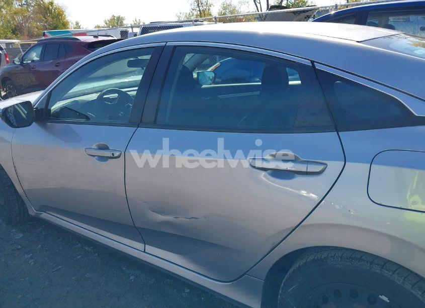 Photo 15 of 2018 Honda Civic LX (VIN 19XFC2F59JE011135)