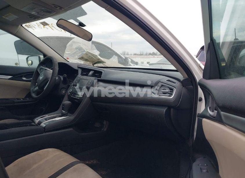 Photo 5 of 2016 Honda Civic LX (VIN 19XFC2F5XGE013968)