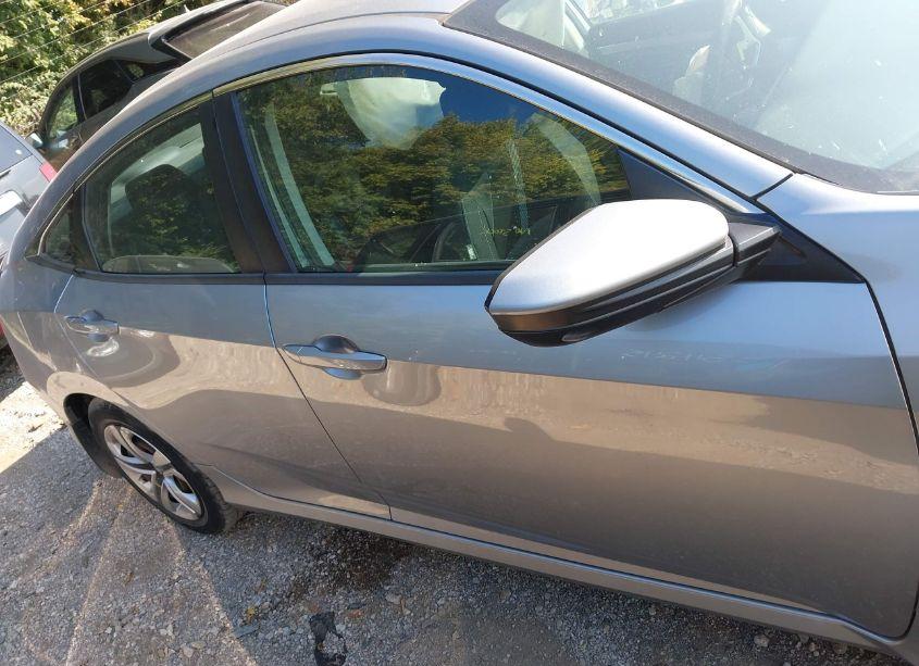 Photo 13 of 2016 Honda Civic LX (VIN 19XFC2F5XGE032844)