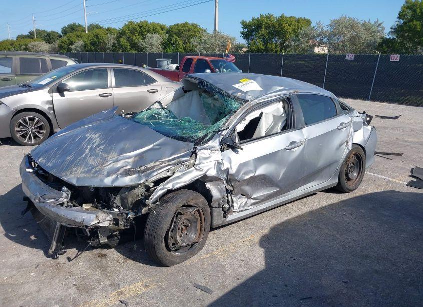 Photo 2 of 2016 Honda Civic LX (VIN 19XFC2F5XGE075872)