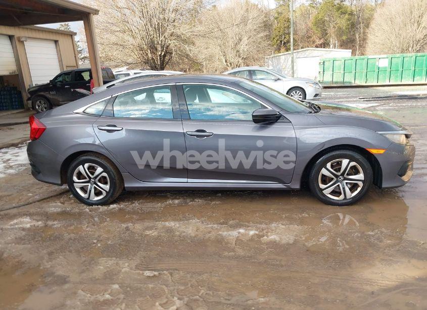 Photo 13 of 2016 Honda Civic LX (VIN 19XFC2F5XGE076228)