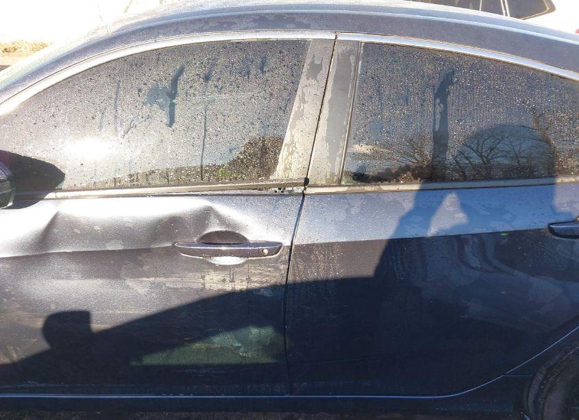 Photo 14 of 2016 Honda Civic LX (VIN 19XFC2F5XGE205875)