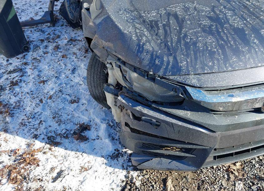 Photo 6 of 2016 Honda Civic LX (VIN 19XFC2F5XGE213443)