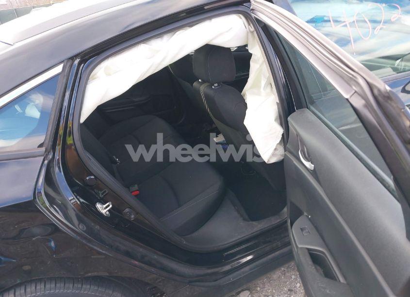 Photo 8 of 2016 Honda Civic LX (VIN 19XFC2F5XGE235751)