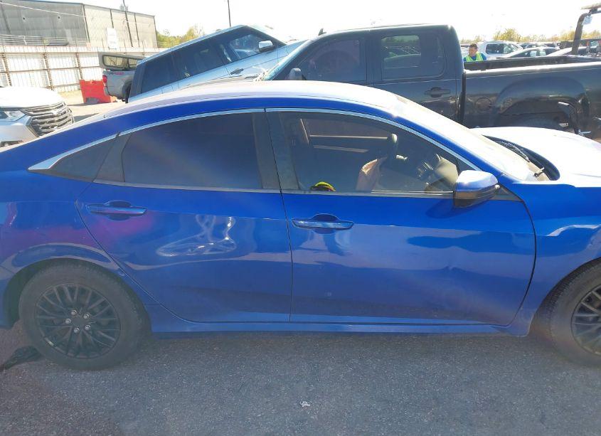 Photo 13 of 2017 Honda Civic LX (VIN 19XFC2F5XHE002101)