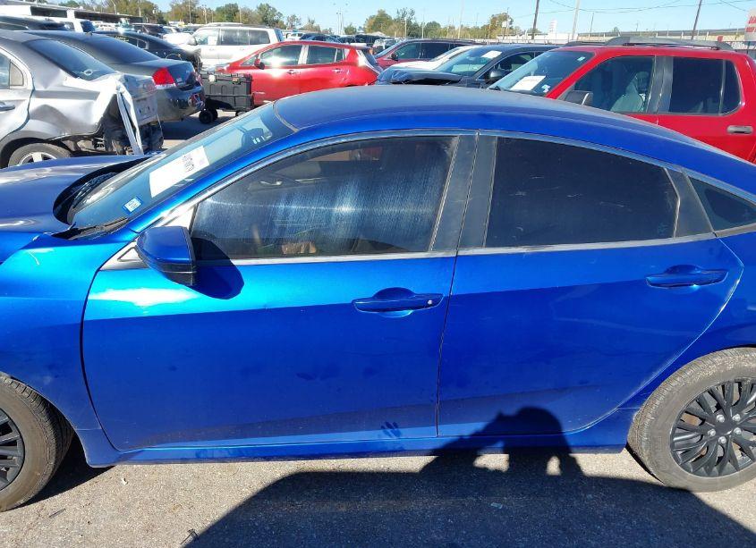 Photo 14 of 2017 Honda Civic LX (VIN 19XFC2F5XHE002101)