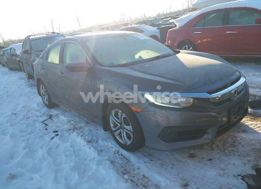 2017 Honda Civic LX (VIN 19XFC2F5XHE011249) main photo