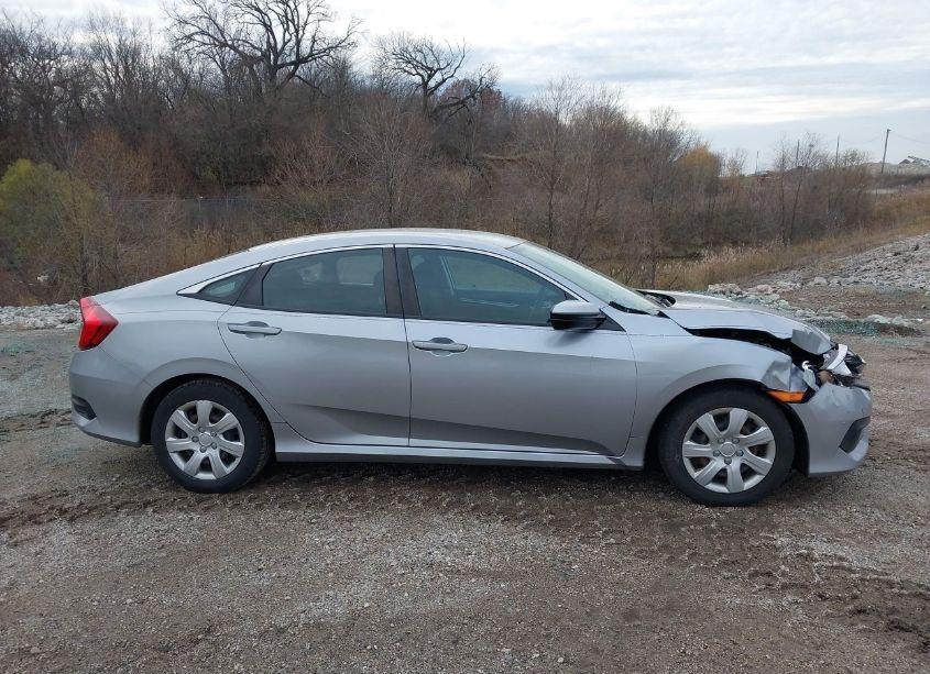 Photo 13 of 2017 Honda Civic LX (VIN 19XFC2F5XHE020548)