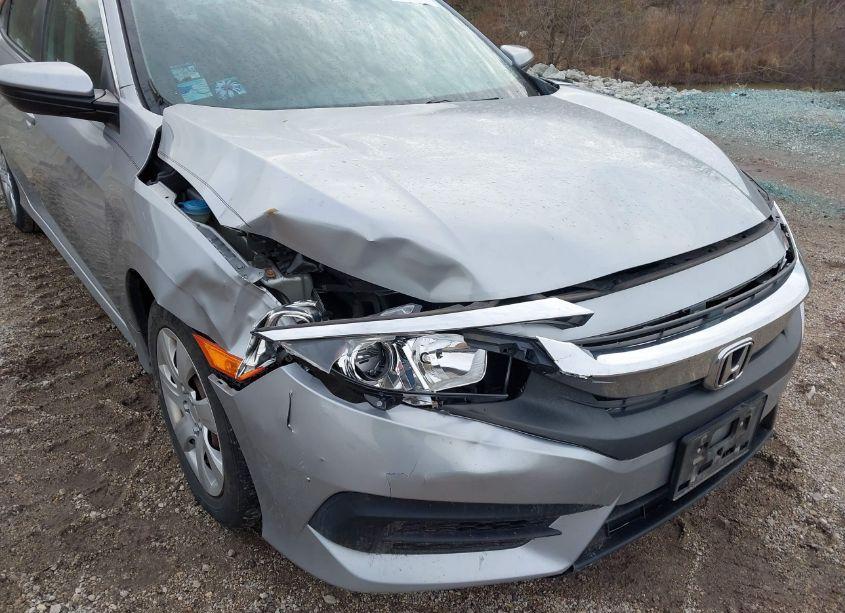 Photo 6 of 2017 Honda Civic LX (VIN 19XFC2F5XHE020548)