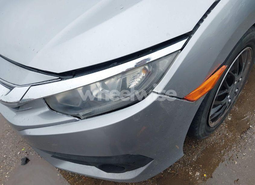 Photo 17 of 2017 Honda Civic LX (VIN 19XFC2F5XHE038810)