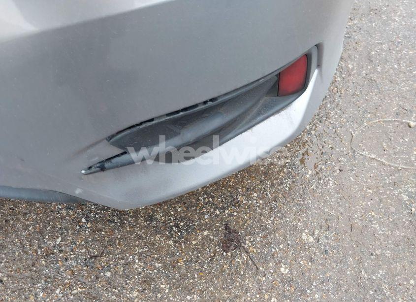 Photo 18 of 2017 Honda Civic LX (VIN 19XFC2F5XHE038810)