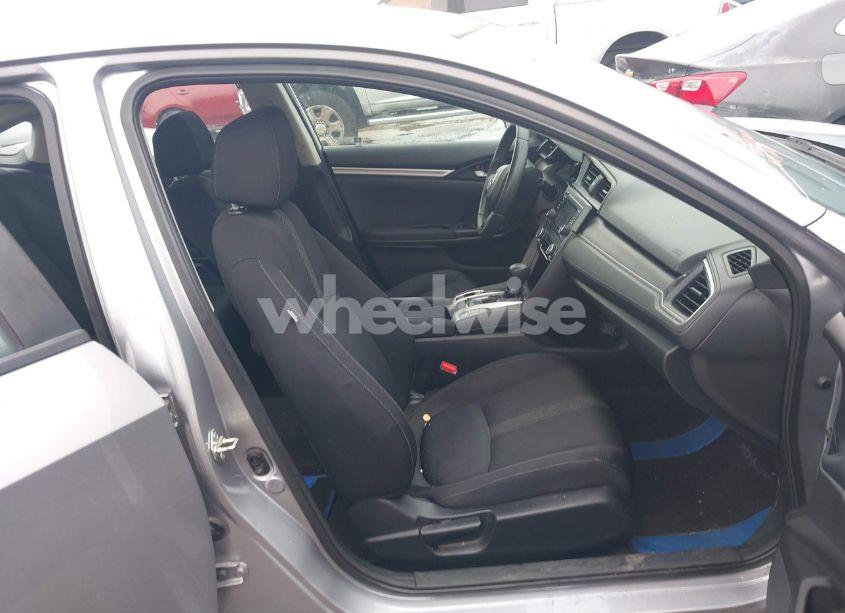 Photo 5 of 2017 Honda Civic LX (VIN 19XFC2F5XHE038810)