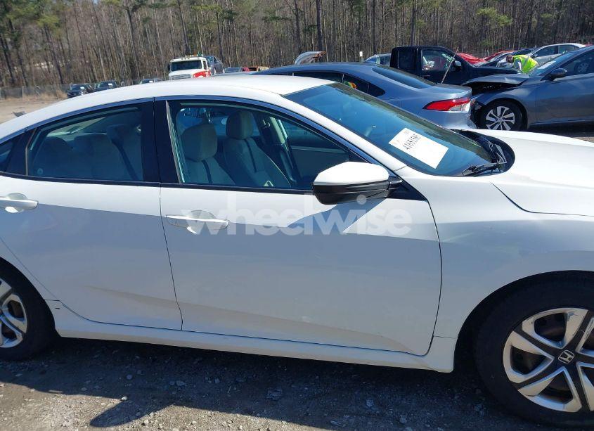 Photo 13 of 2017 Honda Civic LX (VIN 19XFC2F5XHE043571)