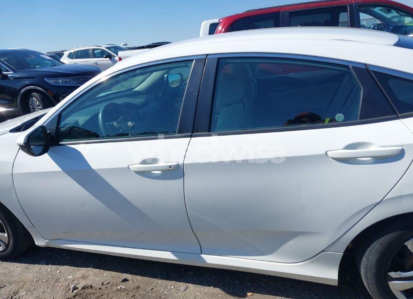 Photo 14 of 2017 Honda Civic LX (VIN 19XFC2F5XHE043571)