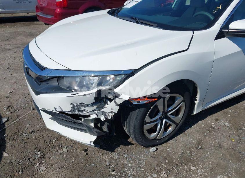 Photo 6 of 2017 Honda Civic LX (VIN 19XFC2F5XHE043571)