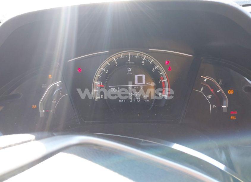 Photo 7 of 2017 Honda Civic LX (VIN 19XFC2F5XHE043571)