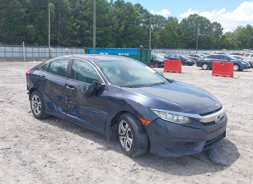 2017 Honda Civic LX (VIN 19XFC2F5XHE058782) main photo