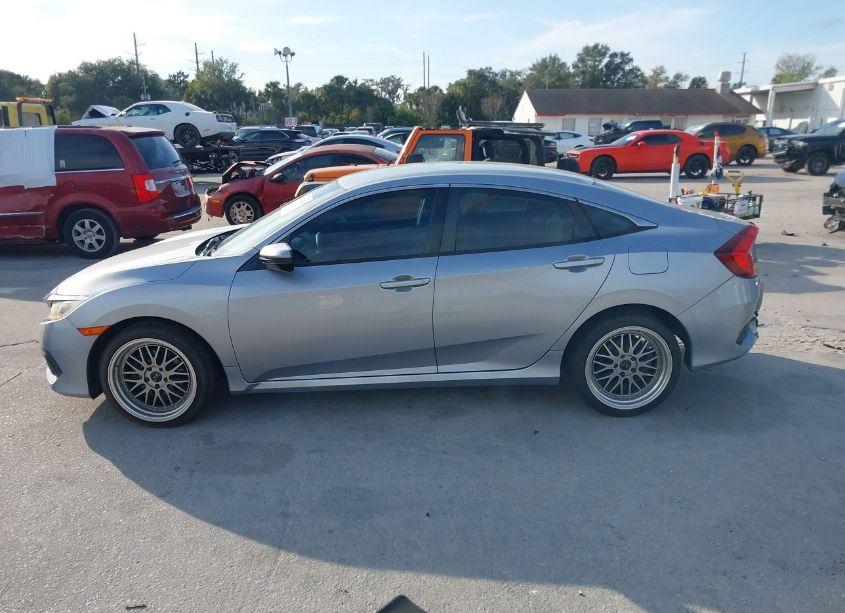 Photo 14 of 2017 Honda Civic LX (VIN 19XFC2F5XHE059088)