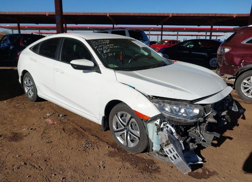2017 Honda Civic LX (VIN 19XFC2F5XHE072634) main photo