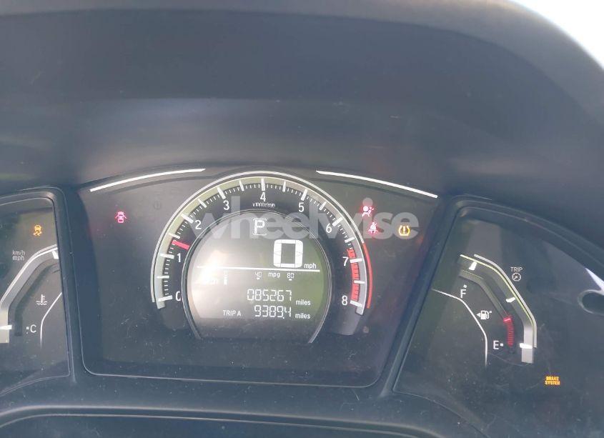 Photo 7 of 2017 Honda Civic LX (VIN 19XFC2F5XHE209197)