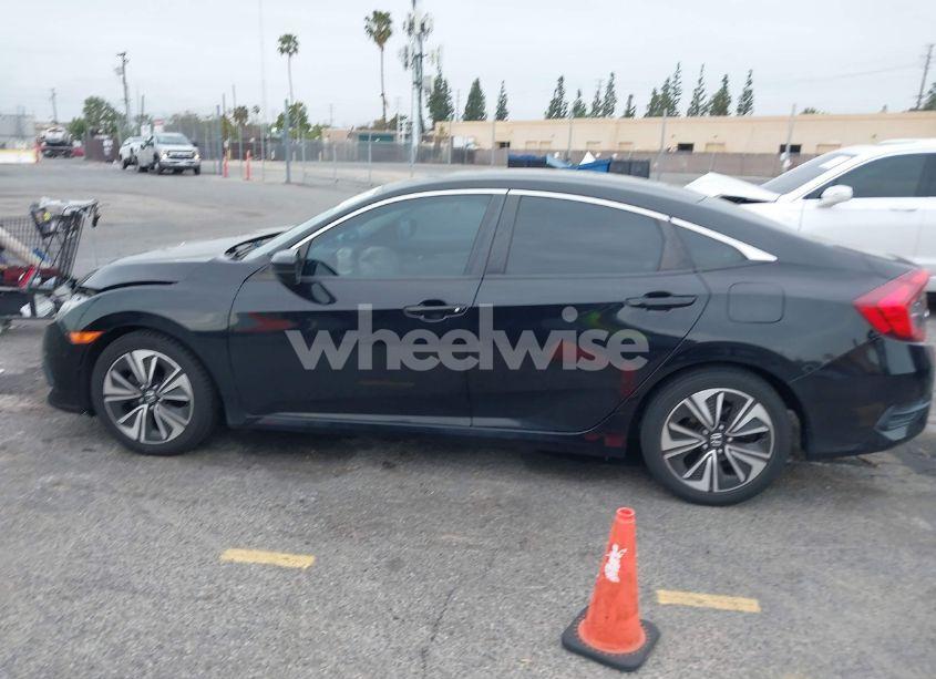 Photo 14 of 2017 Honda Civic LX (VIN 19XFC2F5XHE210799)