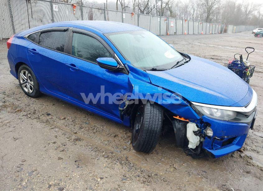 2017 Honda Civic LX (VIN 19XFC2F5XHE222273) main photo