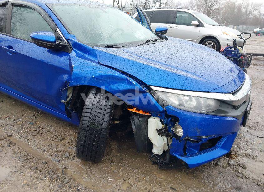 Photo 6 of 2017 Honda Civic LX (VIN 19XFC2F5XHE222273)