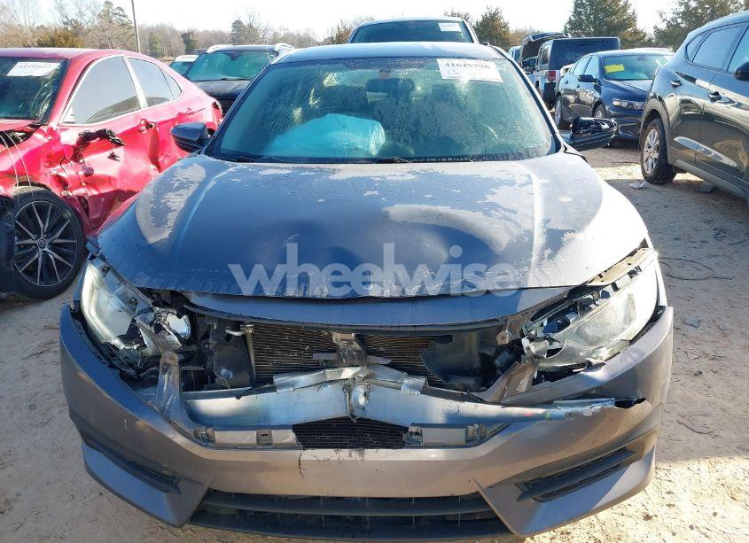 Photo 12 of 2018 Honda Civic LX (VIN 19XFC2F5XJE021480)