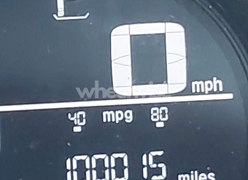 Photo 15 of 2018 Honda Civic LX (VIN 19XFC2F5XJE021480)