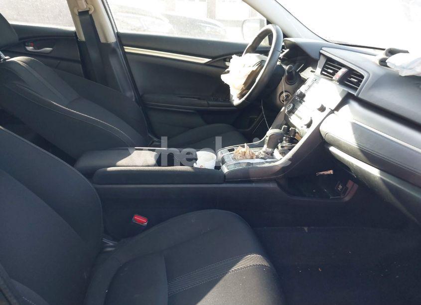 Photo 5 of 2018 Honda Civic LX (VIN 19XFC2F5XJE021480)