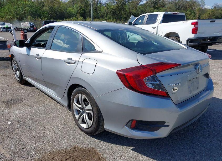 Photo 3 of 2018 Honda Civic LX (VIN 19XFC2F5XJE041437)