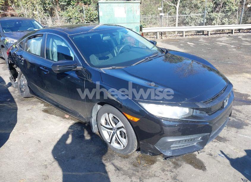 2018 Honda Civic LX (VIN 19XFC2F5XJE041454) main photo