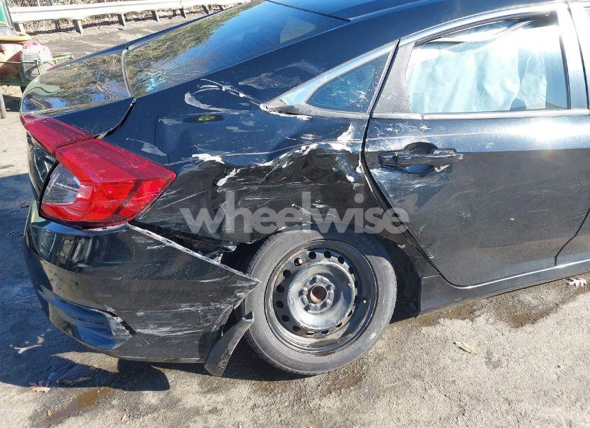 Photo 6 of 2018 Honda Civic LX (VIN 19XFC2F5XJE041454)