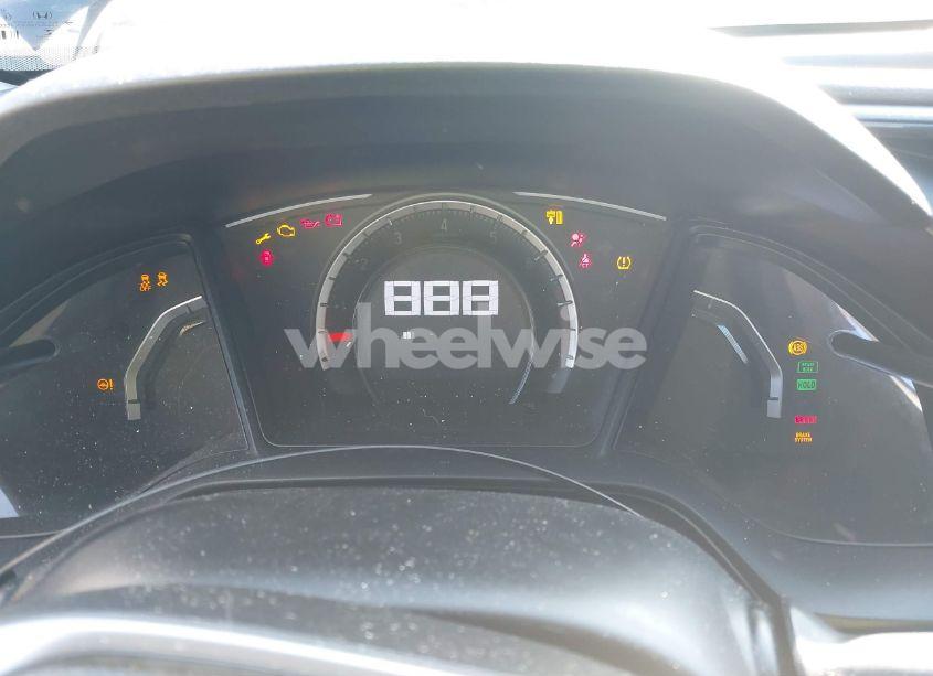 Photo 7 of 2018 Honda Civic LX (VIN 19XFC2F5XJE041454)