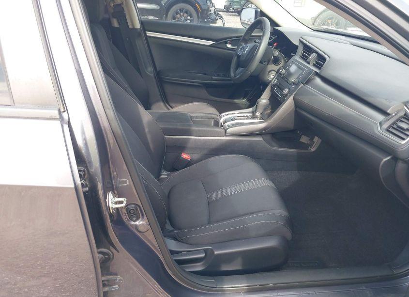 Photo 5 of 2018 Honda Civic LX (VIN 19XFC2F5XJE043785)