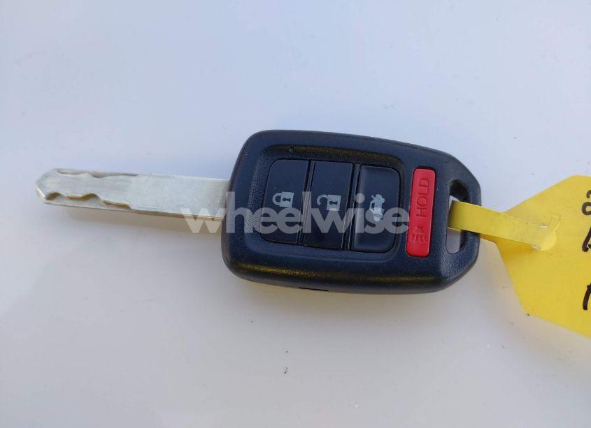 Photo 11 of 2018 Honda Civic LX (VIN 19XFC2F5XJE207486)