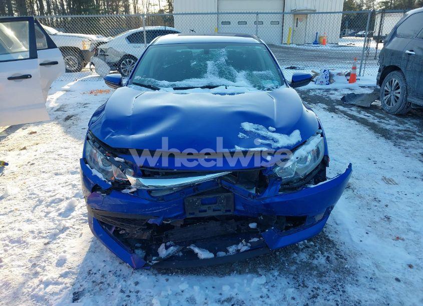 Photo 12 of 2018 Honda Civic LX (VIN 19XFC2F5XJE207486)