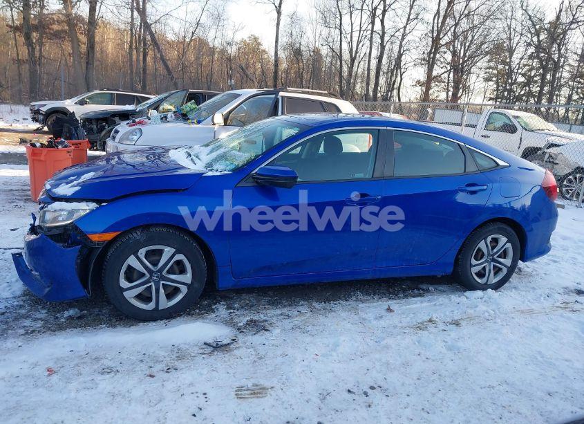 Photo 14 of 2018 Honda Civic LX (VIN 19XFC2F5XJE207486)
